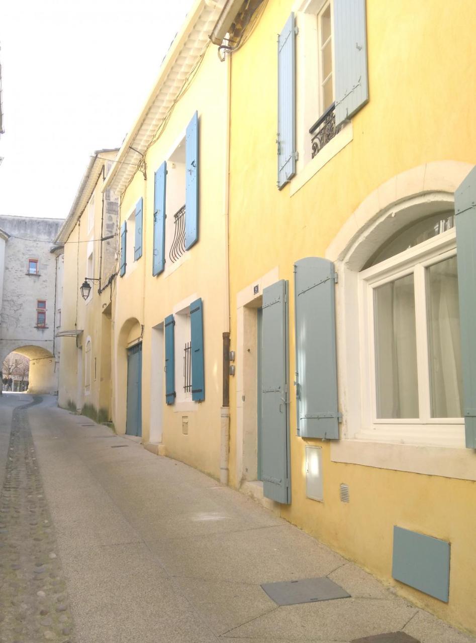- Fontaine Apartment